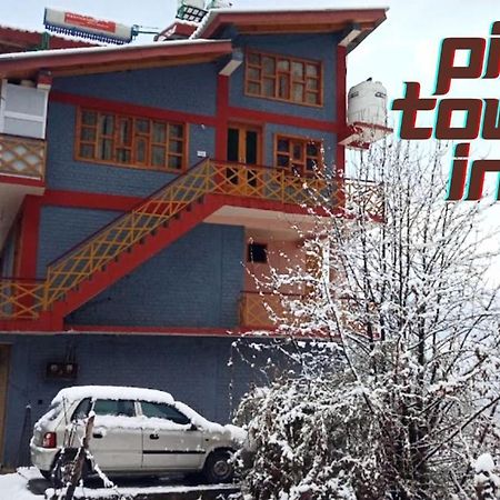 Pine Tower Inn 마날리 외부 사진